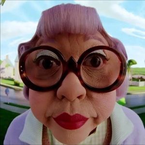 Meet your Posher, Chase